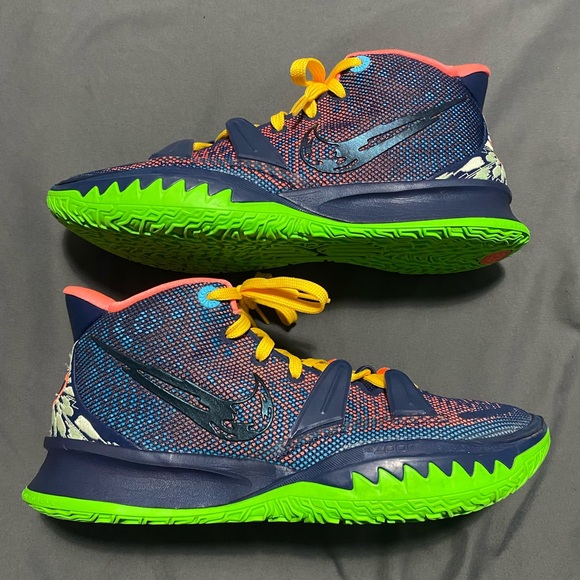 Kyrie 7 - Picture 3 of 6